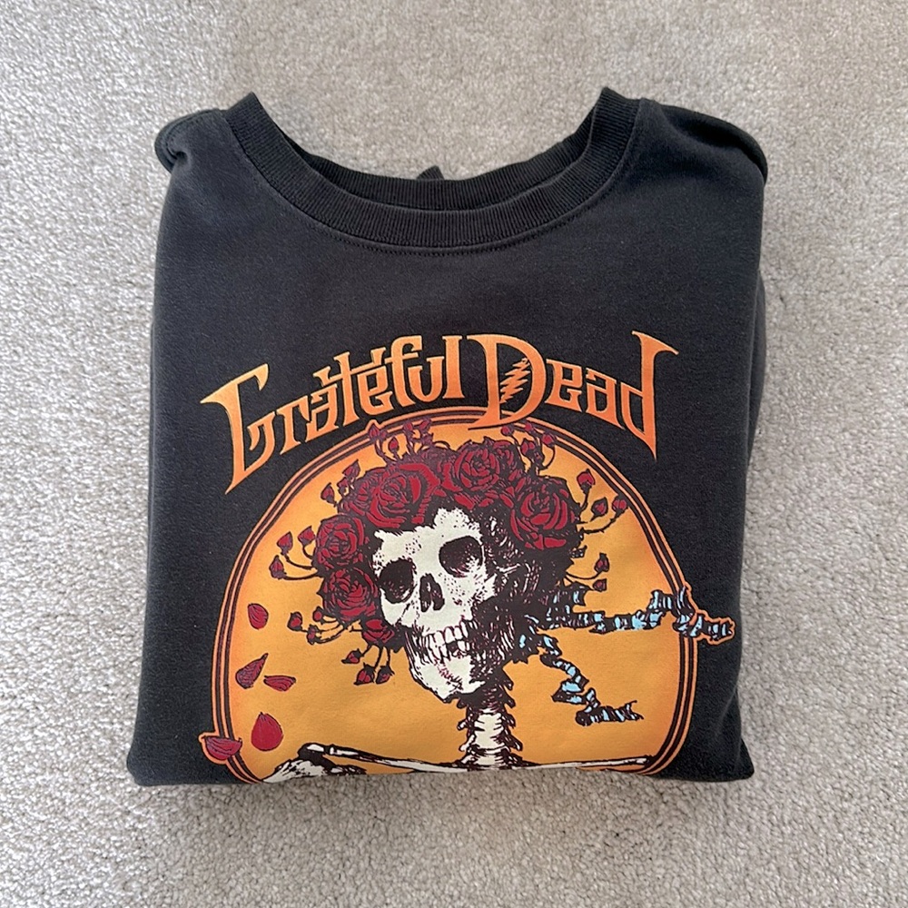 Grateful Dead sweatshirt